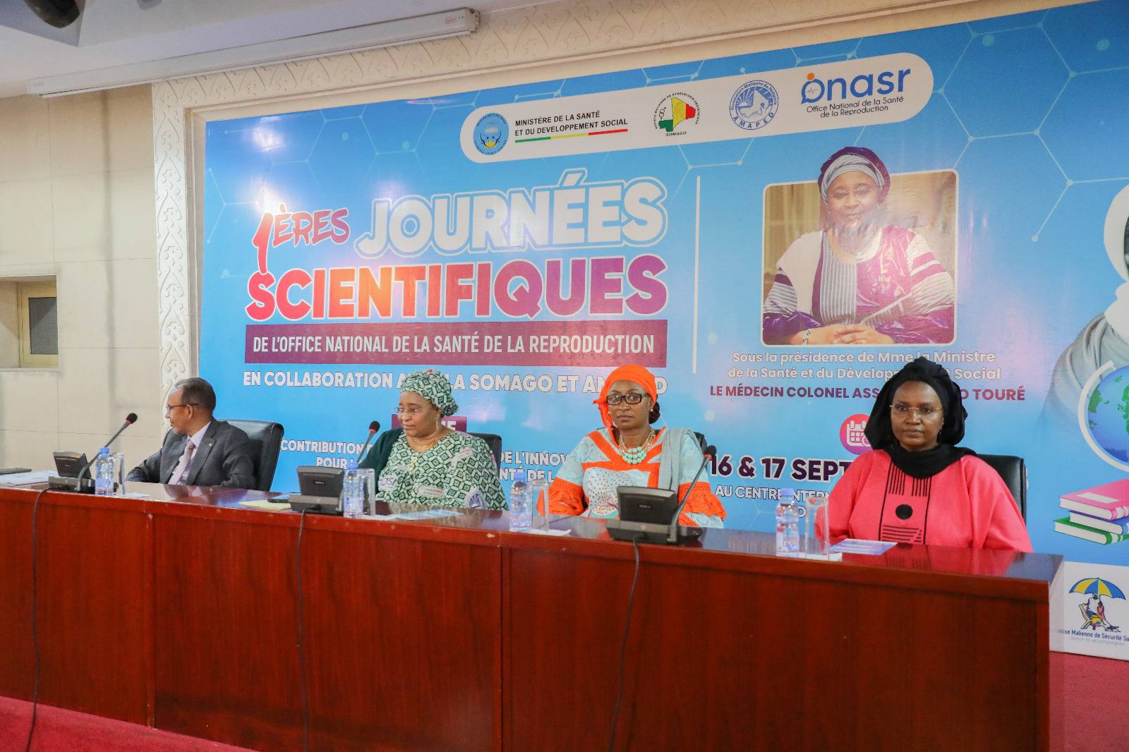 ouverture du 1er Congres Gynéco-Pédiatrique couplé et des Gynéco-Pédiatrique couplé aux premières Journées Scientifiques de l’ONASR: Unis pour reduire la mortalité maternelle